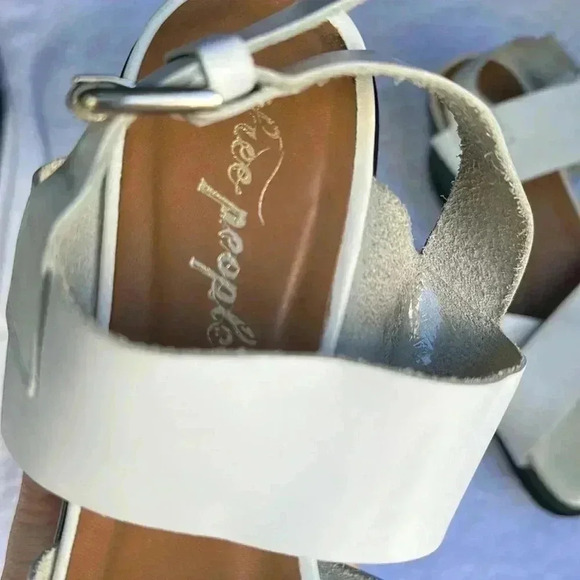 Free people - Picture 5 of 7